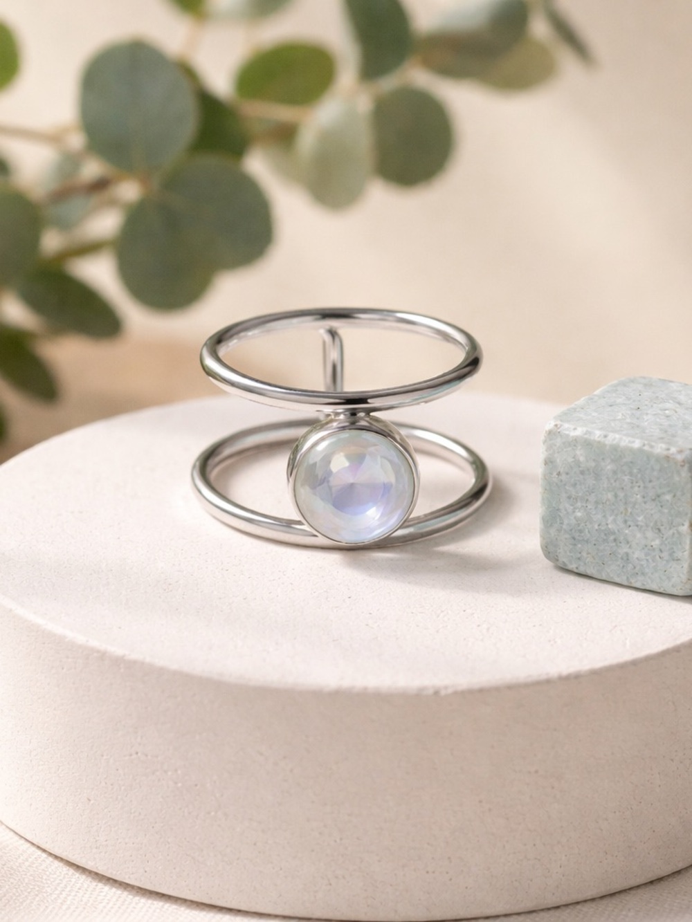 Moonstone Ring - Picture 5 of 11